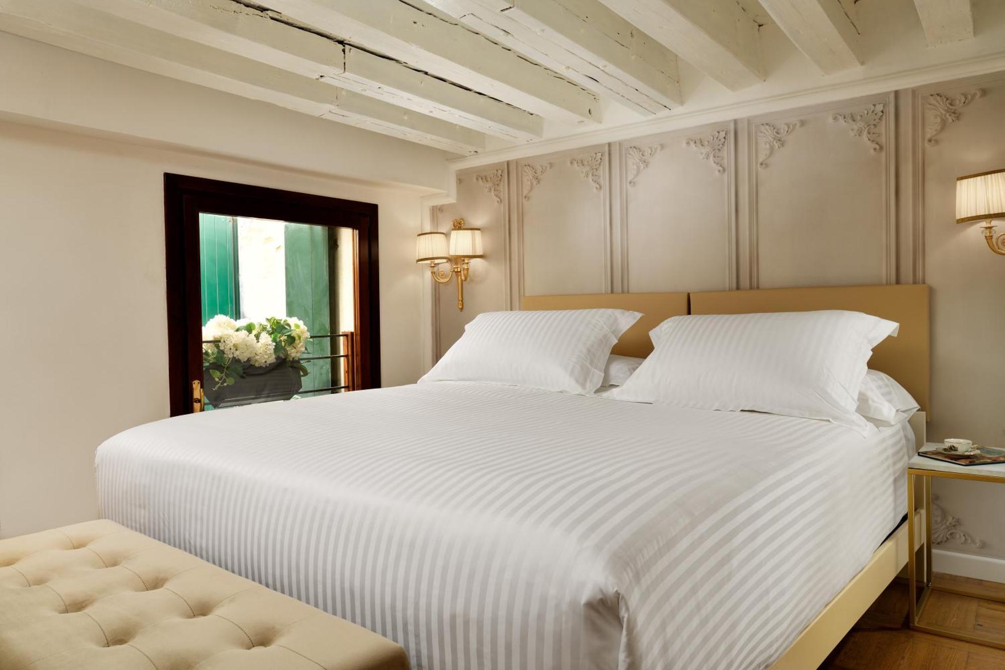 Swan Dolcevita Prestige Stay - Canal View & Exclusive Experience Venetië Buitenkant foto