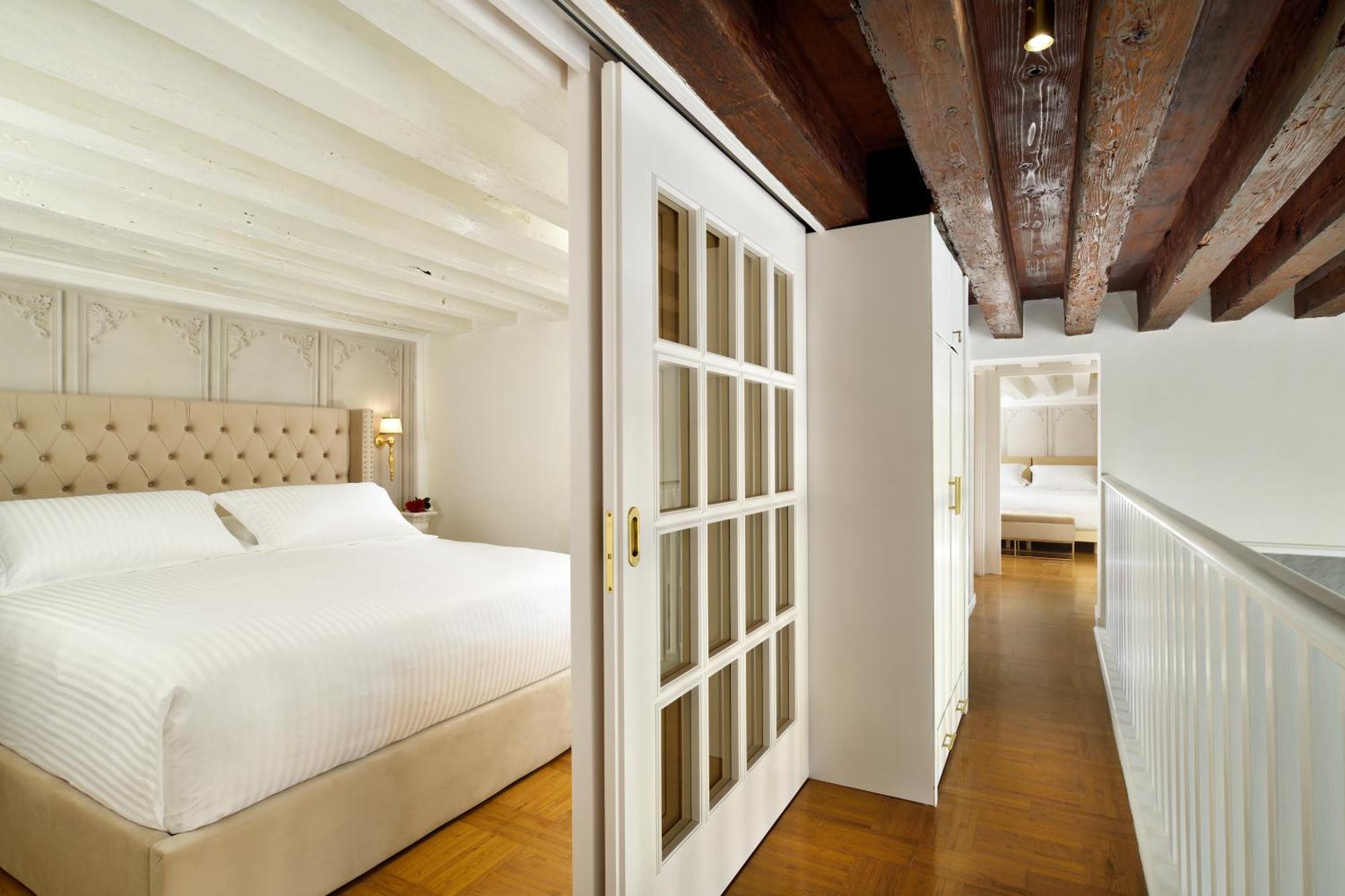 Swan Dolcevita Prestige Stay - Canal View & Exclusive Experience Venetië Buitenkant foto